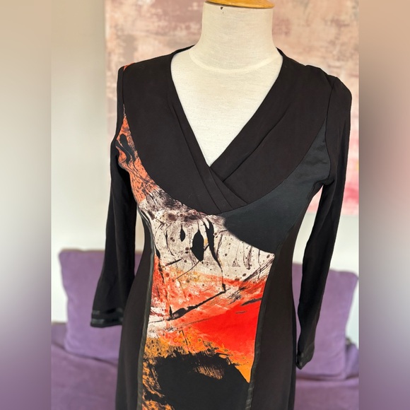 Simon Chang Black, Orange, White Long Sleeve Abstract Dress - Picture 2 of 7